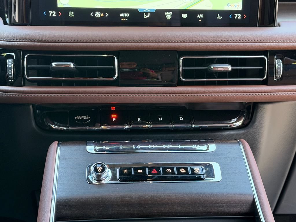 New 2027 Lincoln Aviator Reserve AWD/4WD image 13