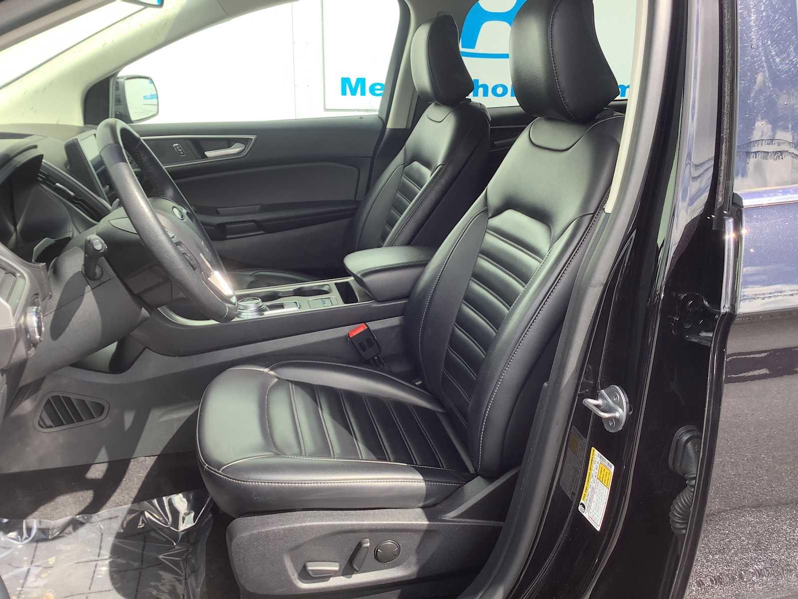 Used 2024 Ford Edge SEL AWD/4WD image 11