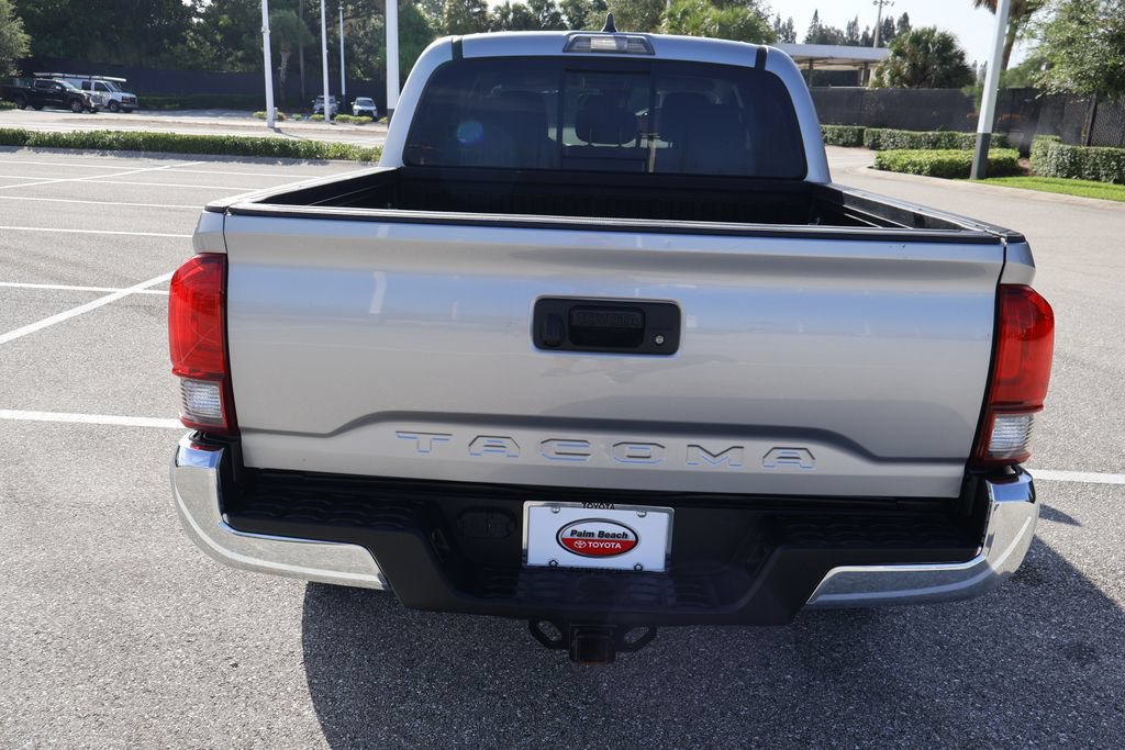 Used 2021 Toyota Tacoma SR5 RWD image 10