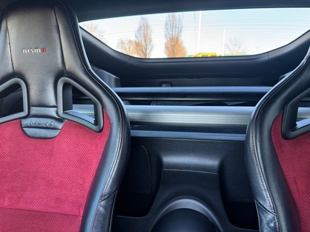 Used 2015 Nissan 370Z NISMO image 25