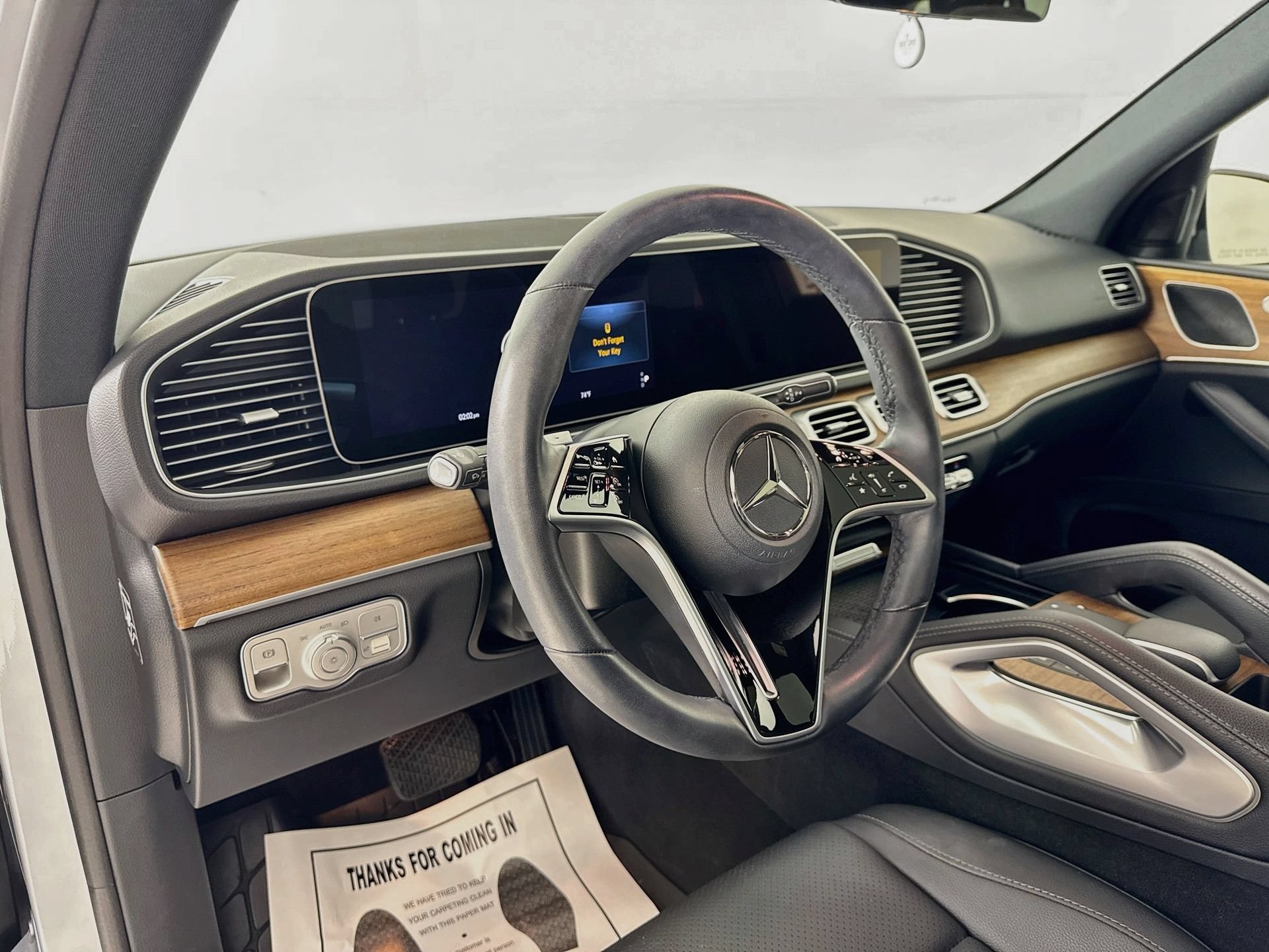 Certified 2025 Mercedes-Benz GLE 350 4MATIC image 10