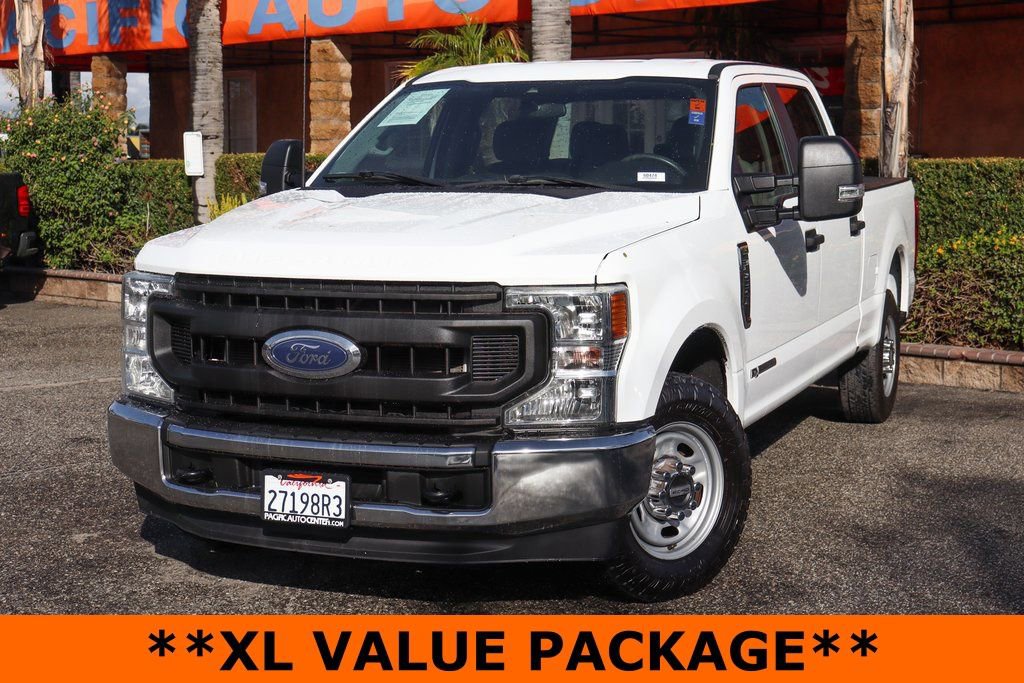 Used 2022 Ford F250 XL w/ Power Equipment Group RWD image 4