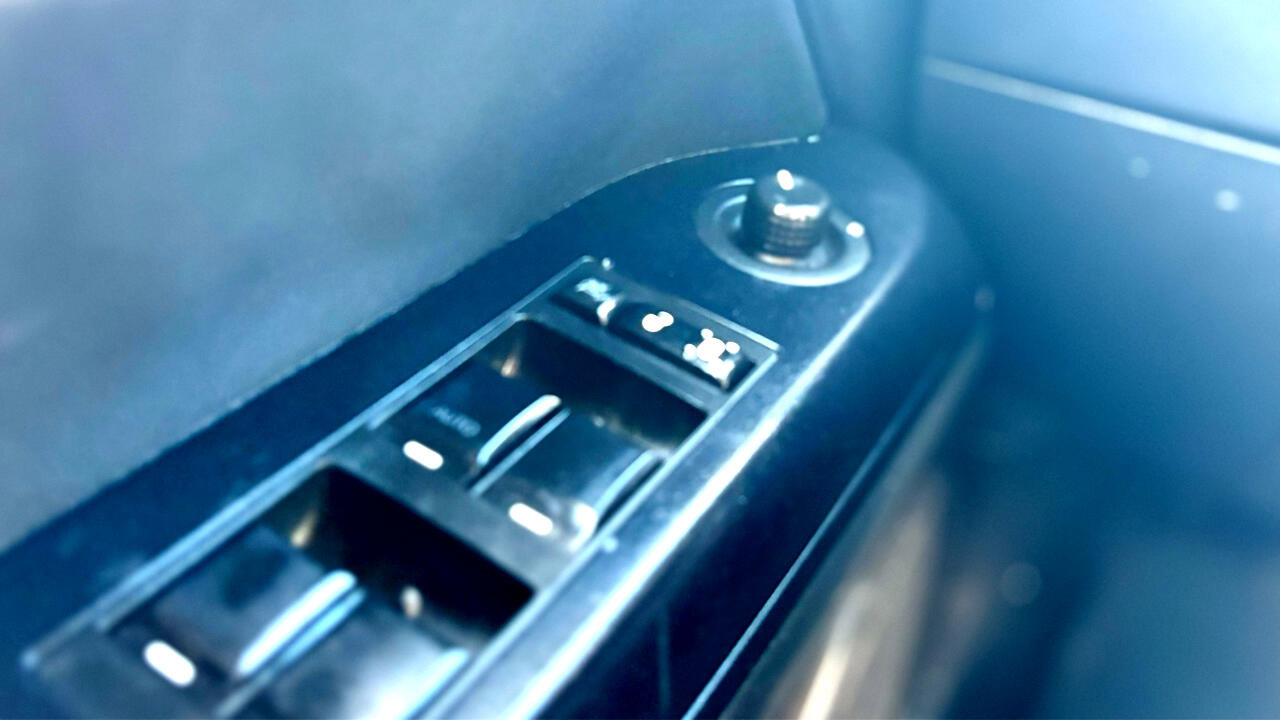 Used 2015 Jeep Patriot Latitude image 22