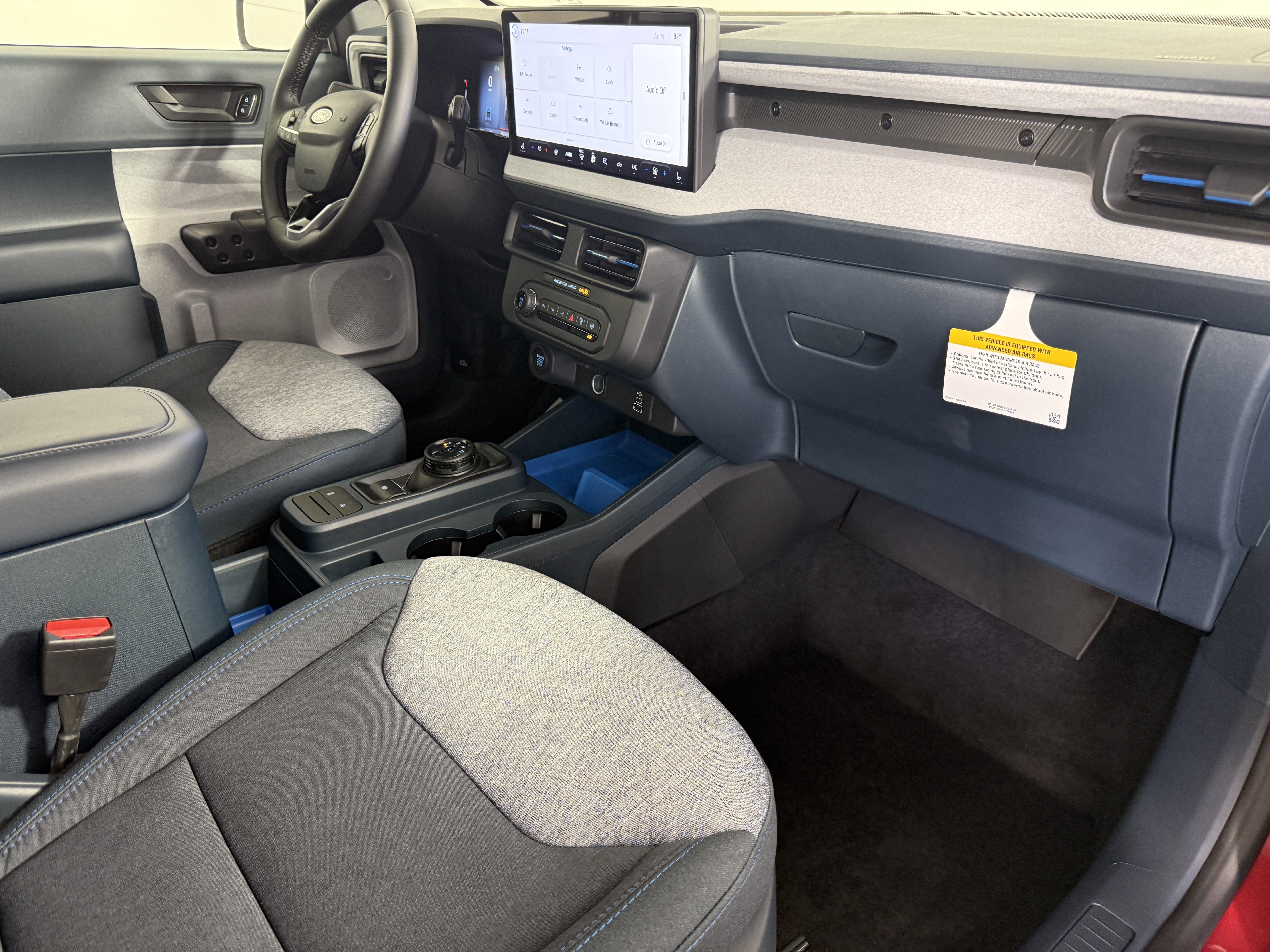 New 2025 Ford Maverick XLT w/ XLT Luxury Package AWD/4WD image 11