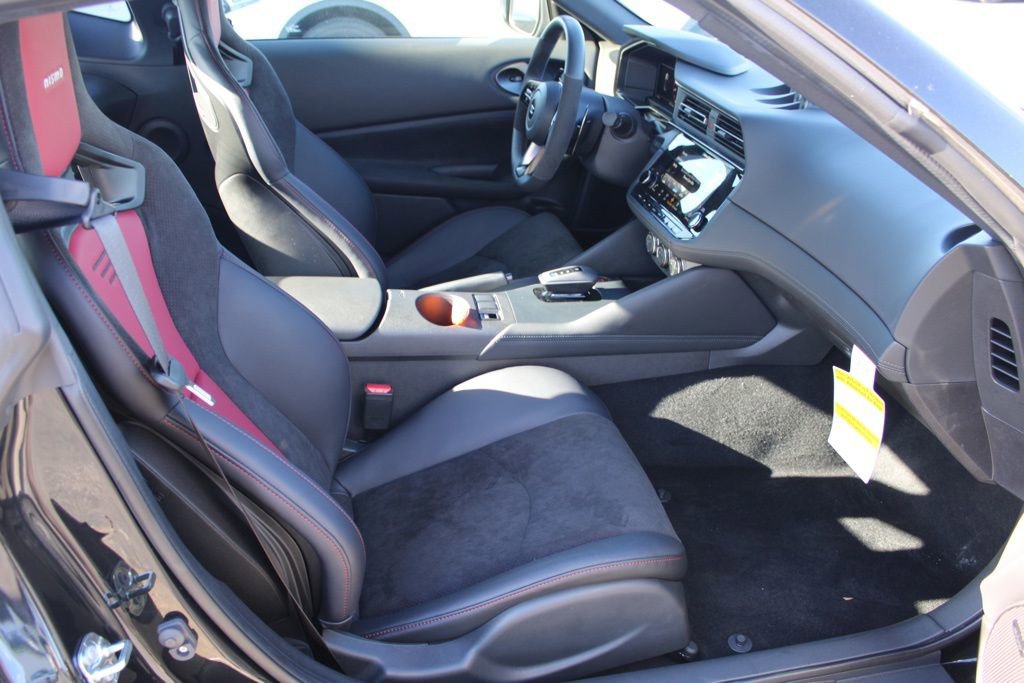 New 2025 Nissan Z NISMO w/ Floor Mat Package image 12