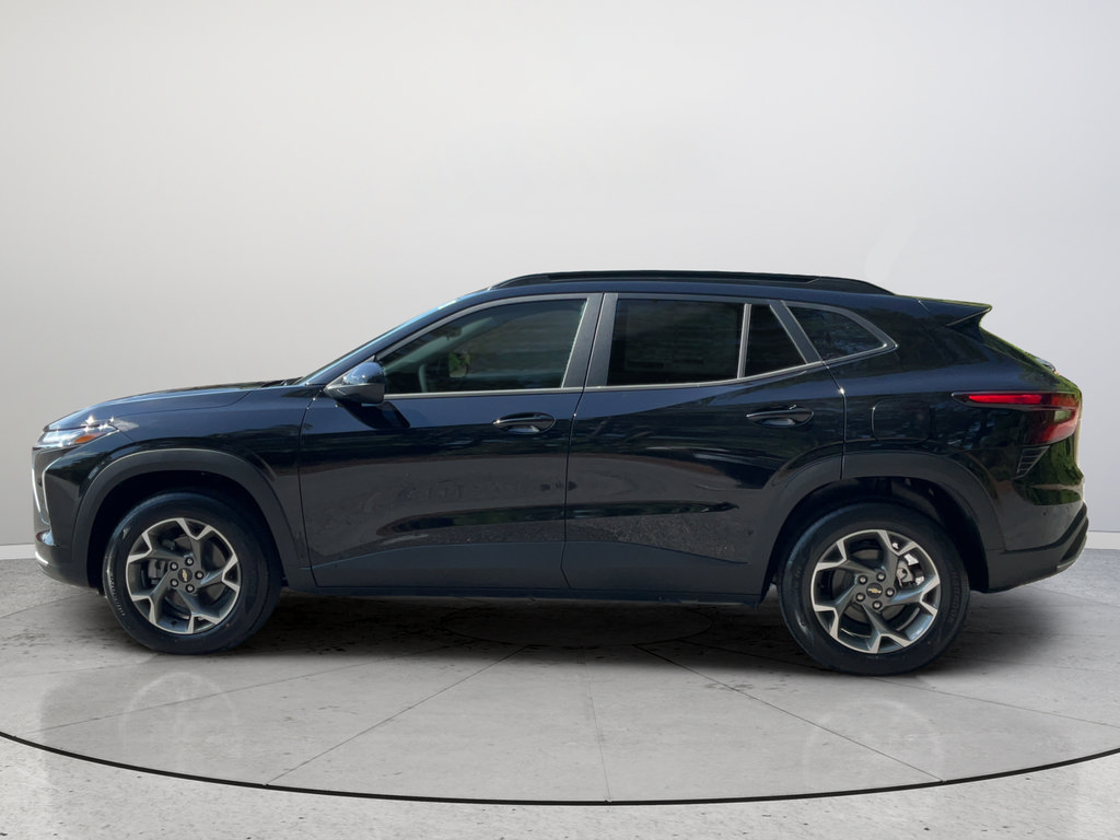 New 2026 Chevrolet Trax LT FWD image 8
