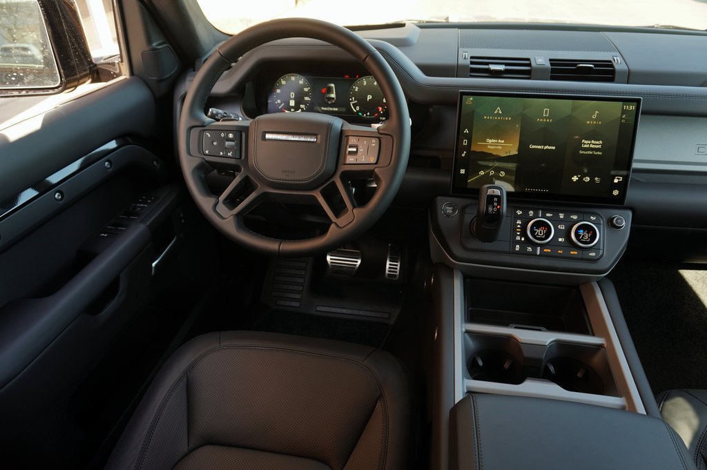 New 2026 Land Rover Defender 130 V8 AWD/4WD image 15
