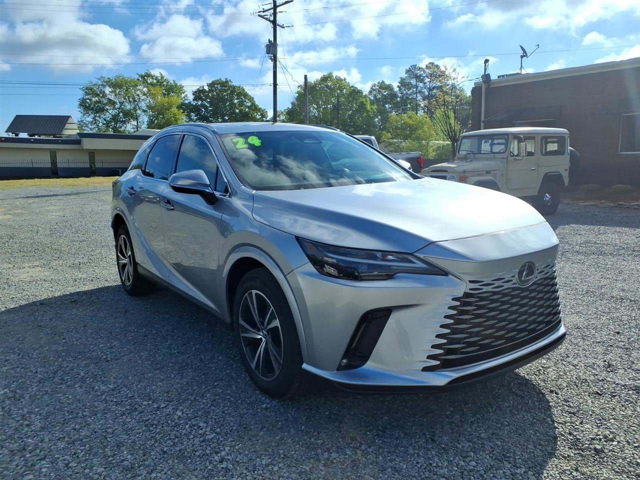 Used 2024 Lexus RX 350 Premium w/ Accessory Package (Z1) image 4