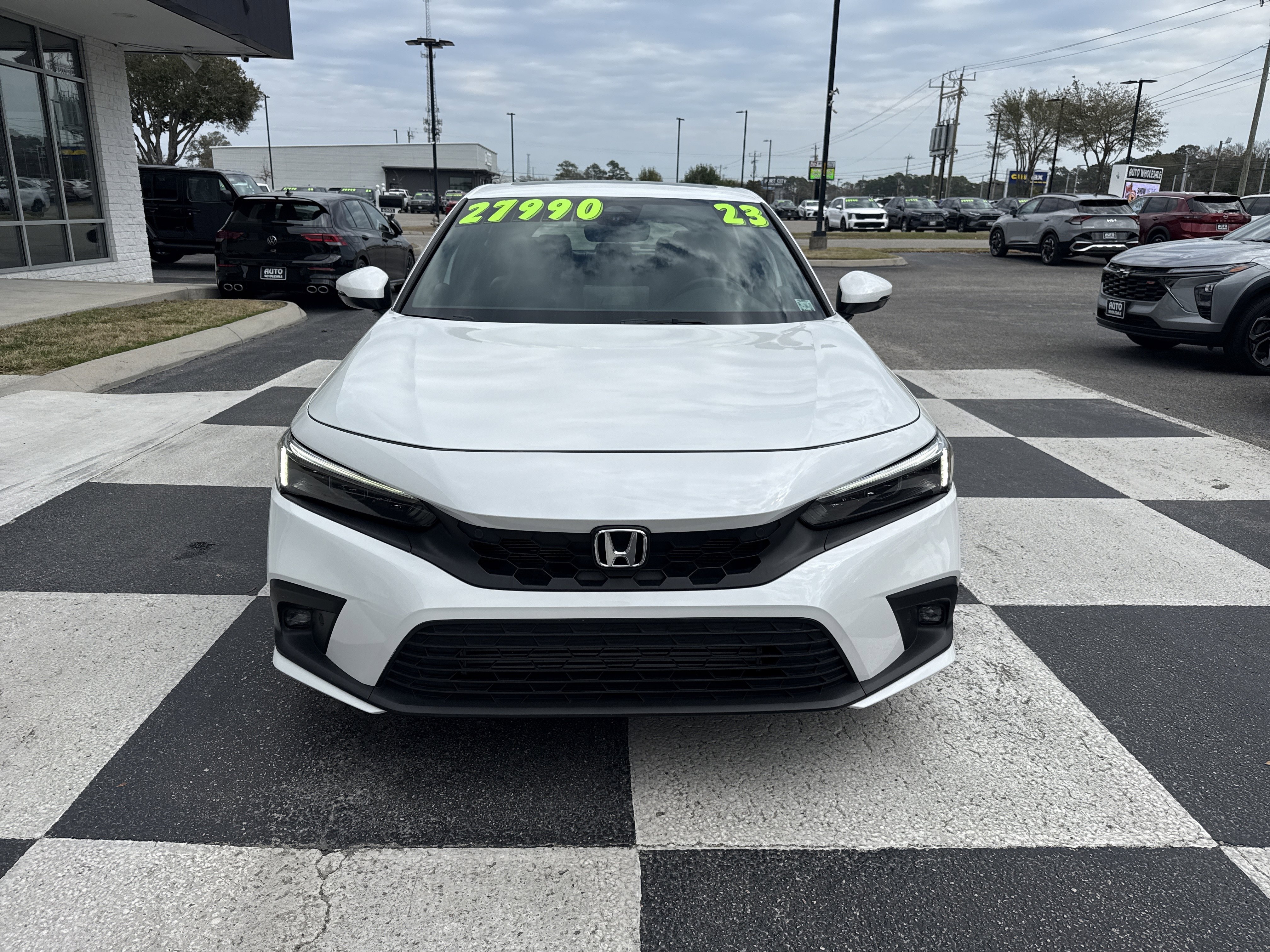 Used 2023 Honda Civic Sport Touring image 2
