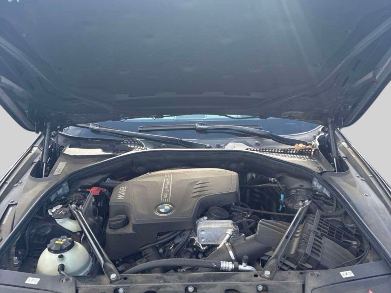 Used 2016 BMW 528i xDrive Sedan image 6