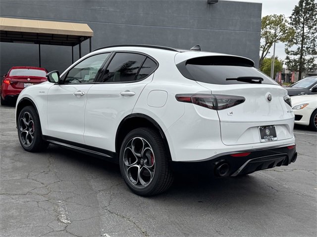New 2025 Alfa Romeo Stelvio Sprint w/ Veloce Package image 4