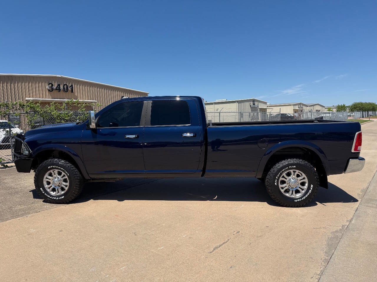 Used 2014 RAM 3500 Laramie w/ Cold Weather Group AWD/4WD image 54