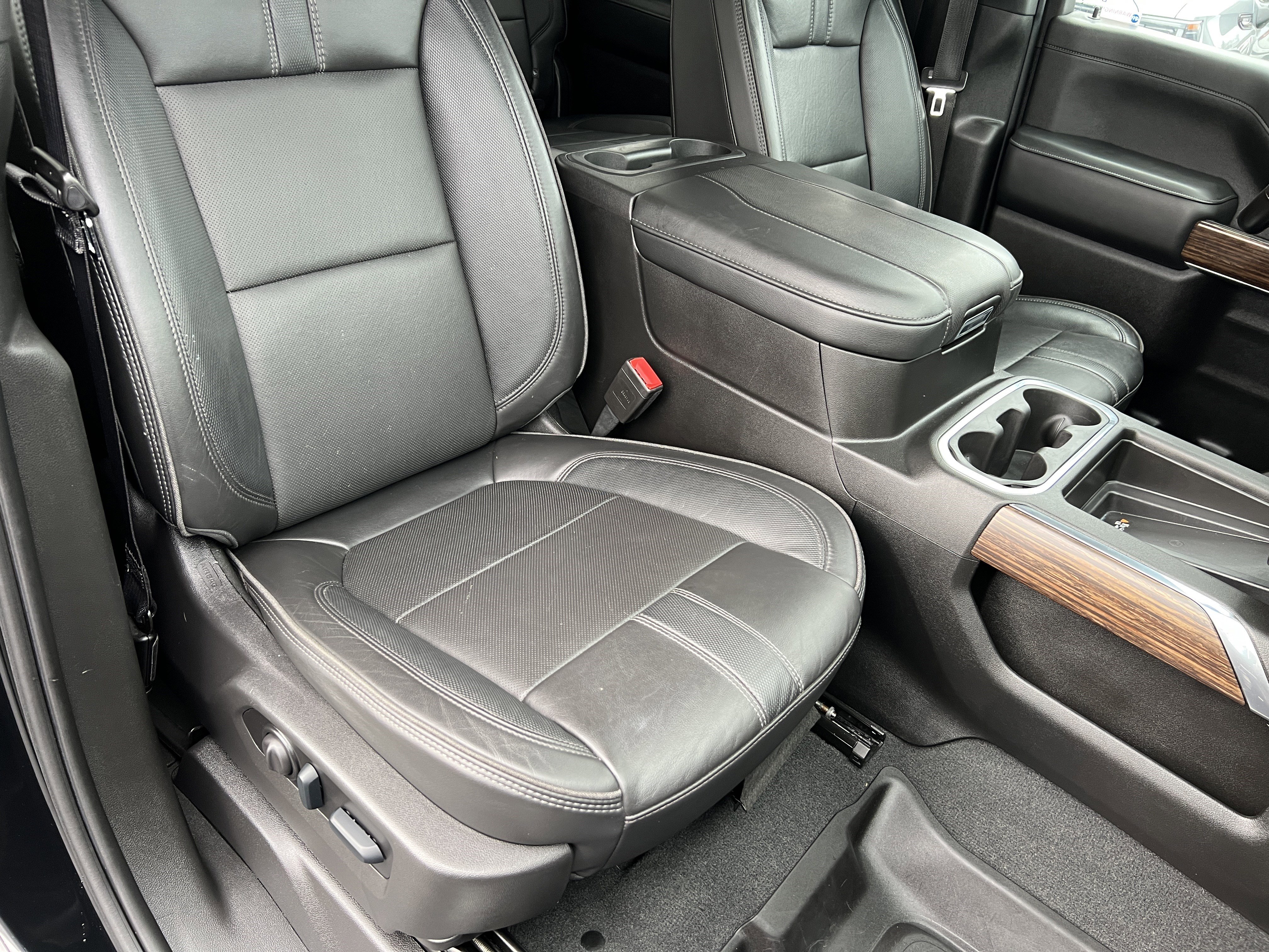 Used 2023 Chevrolet Silverado 3500 High Country AWD/4WD image 24