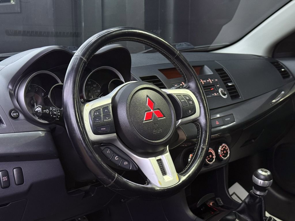 Used 2010 Mitsubishi Lancer Evolution GSR image 14