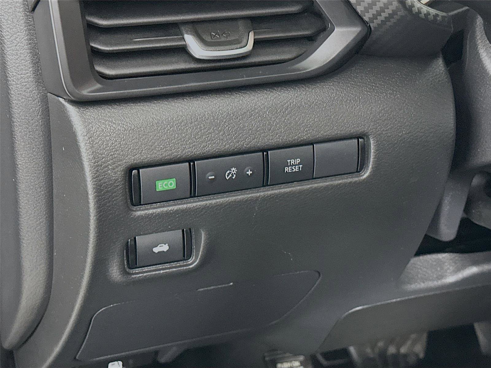 Used 2024 Nissan Sentra S image 10