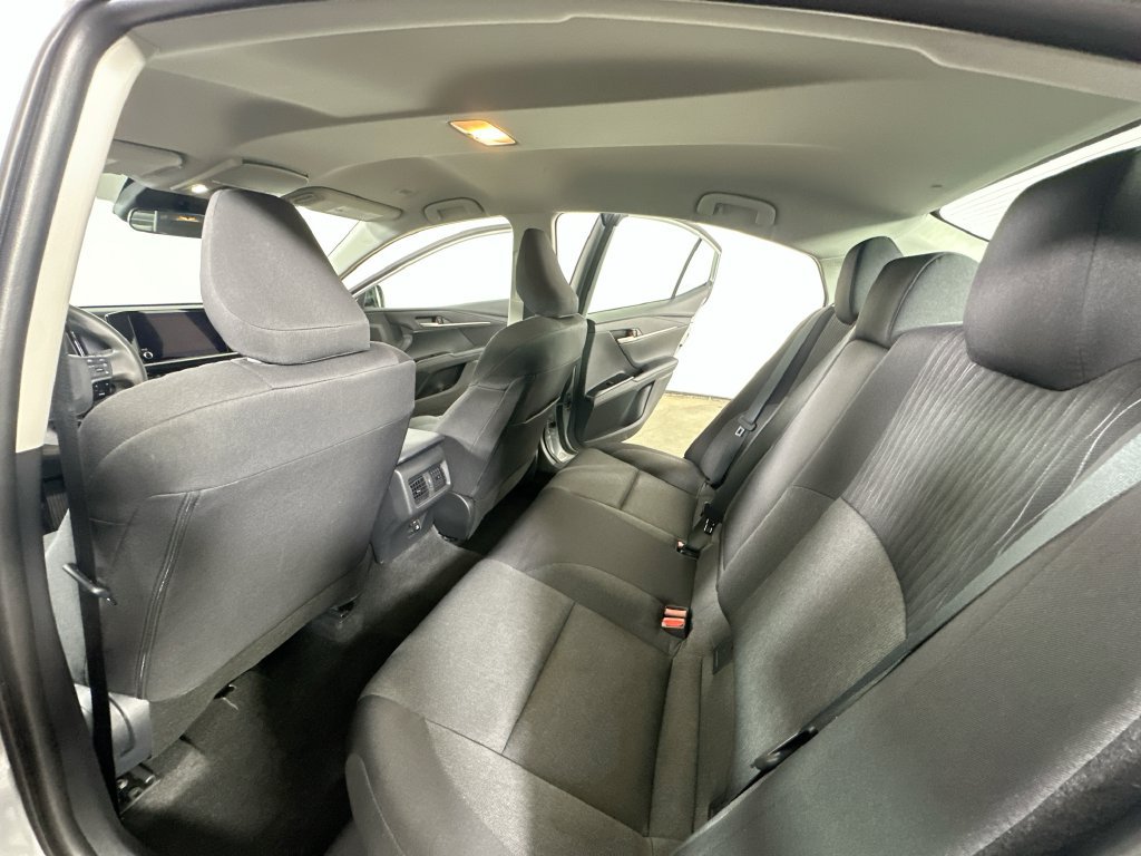 Used 2026 Toyota Camry LE FWD image 15