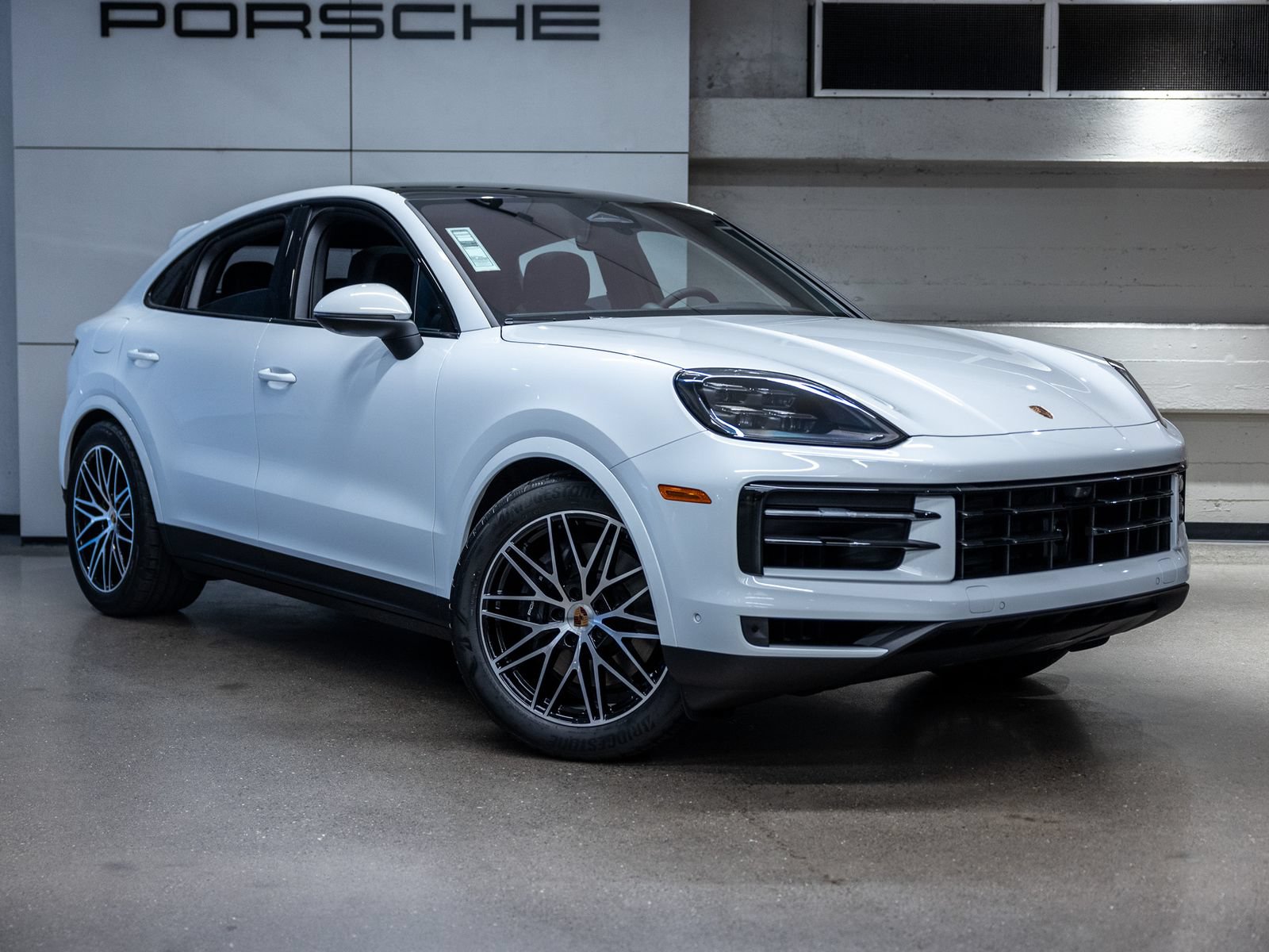 New 2026 Porsche Cayenne Coupe AWD/4WD image 10