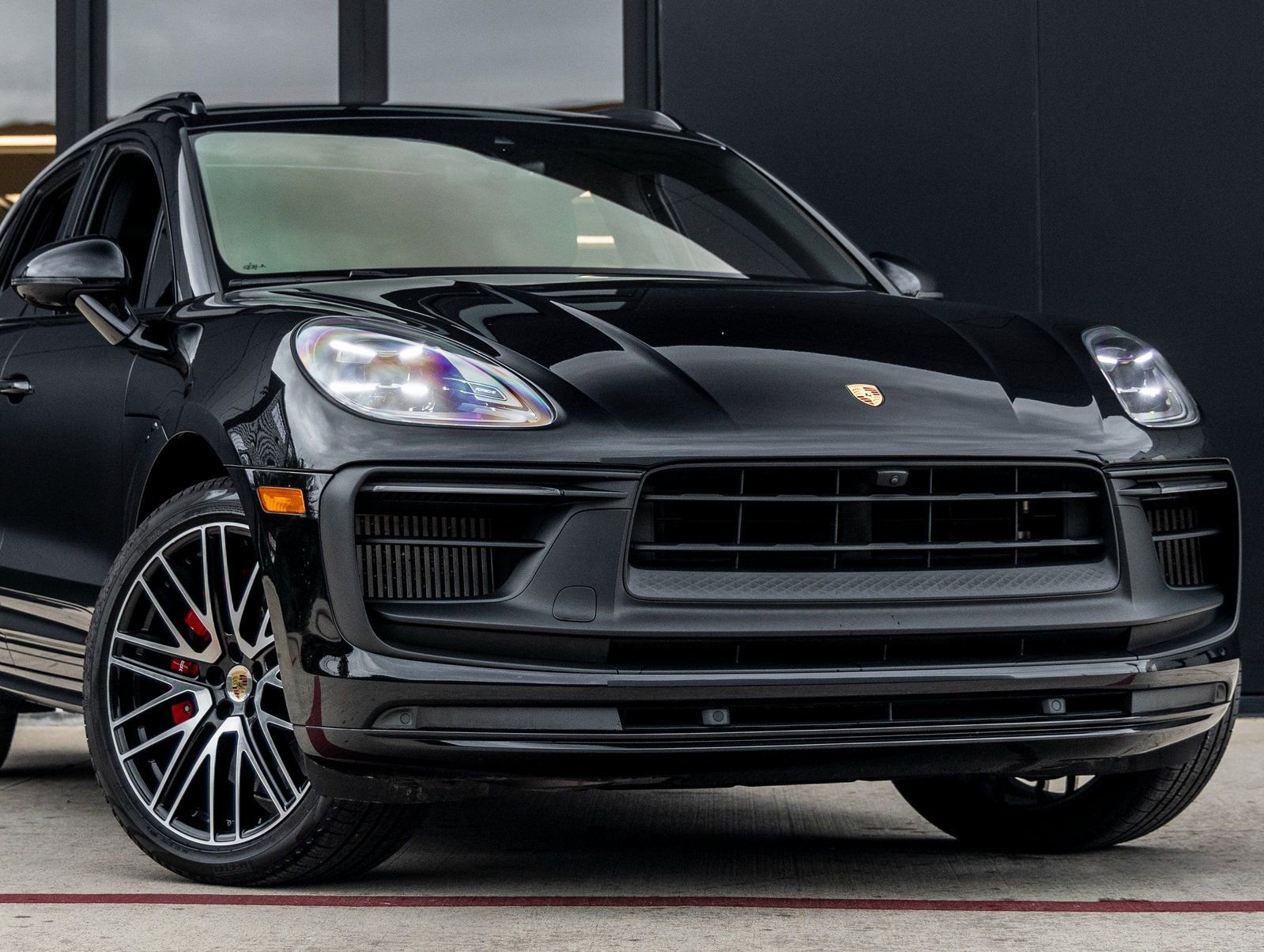 Used 2023 Porsche Macan GTS image 17