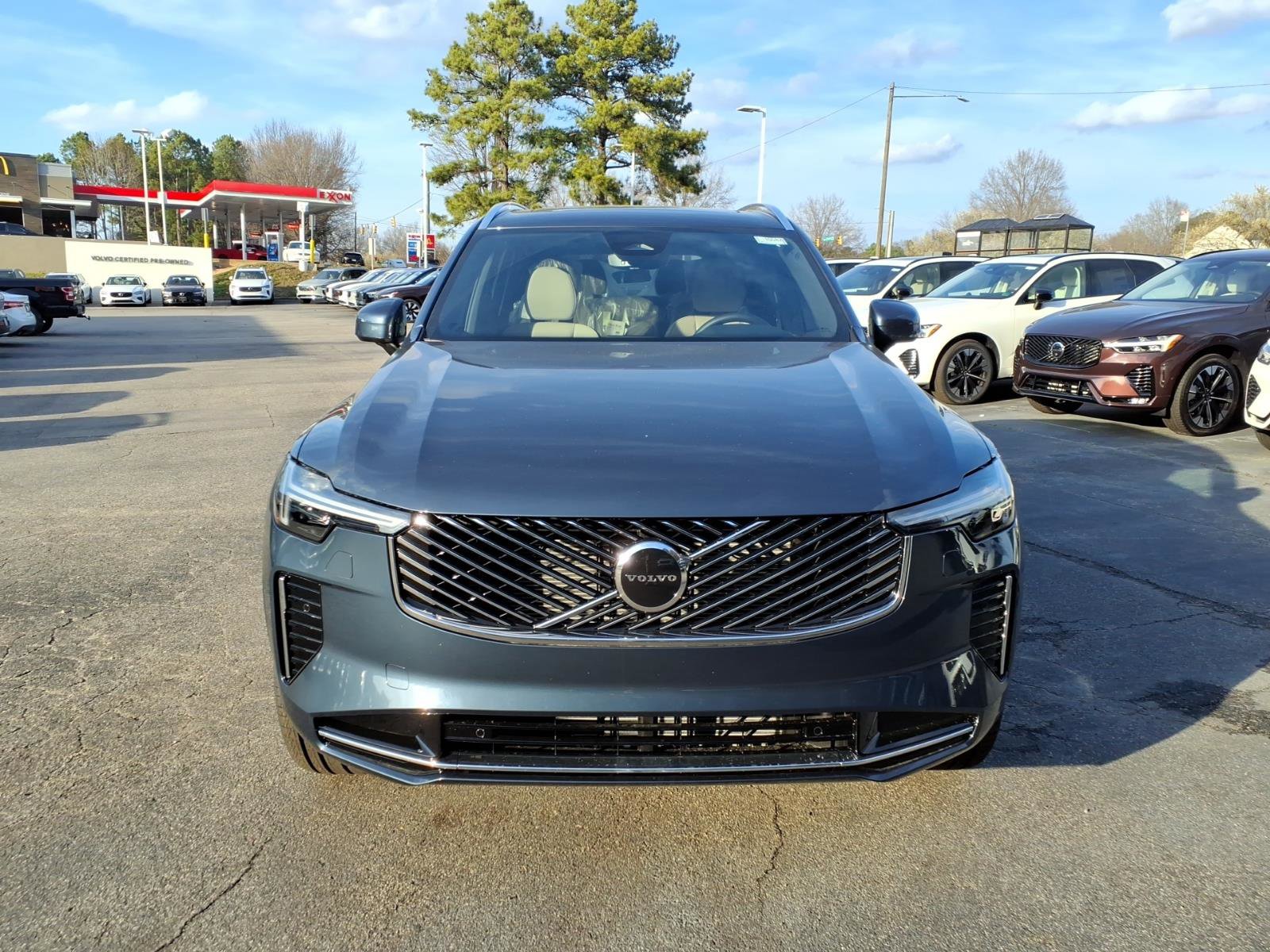 New 2026 Volvo XC90 B6 Core AWD/4WD image 9