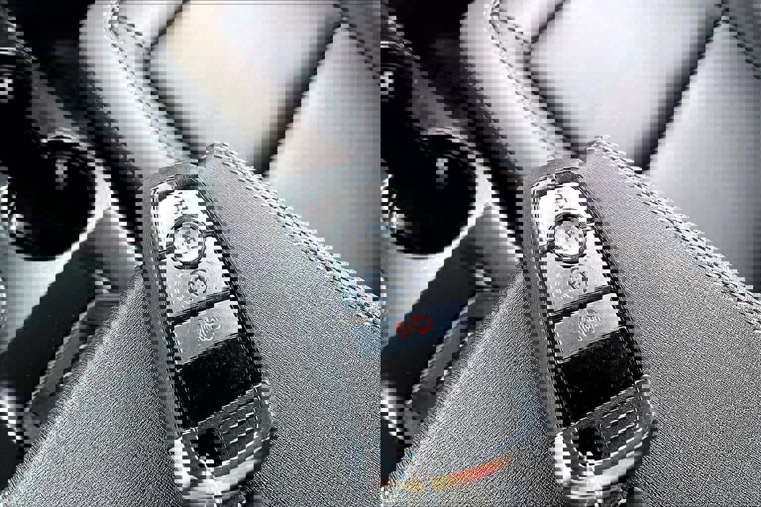 Certified 2025 Ford Bronco Outer Banks w/ Black Appearance Package image 15