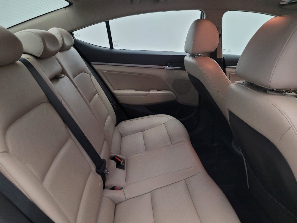 Used 2017 Hyundai Elantra Limited FWD image 19