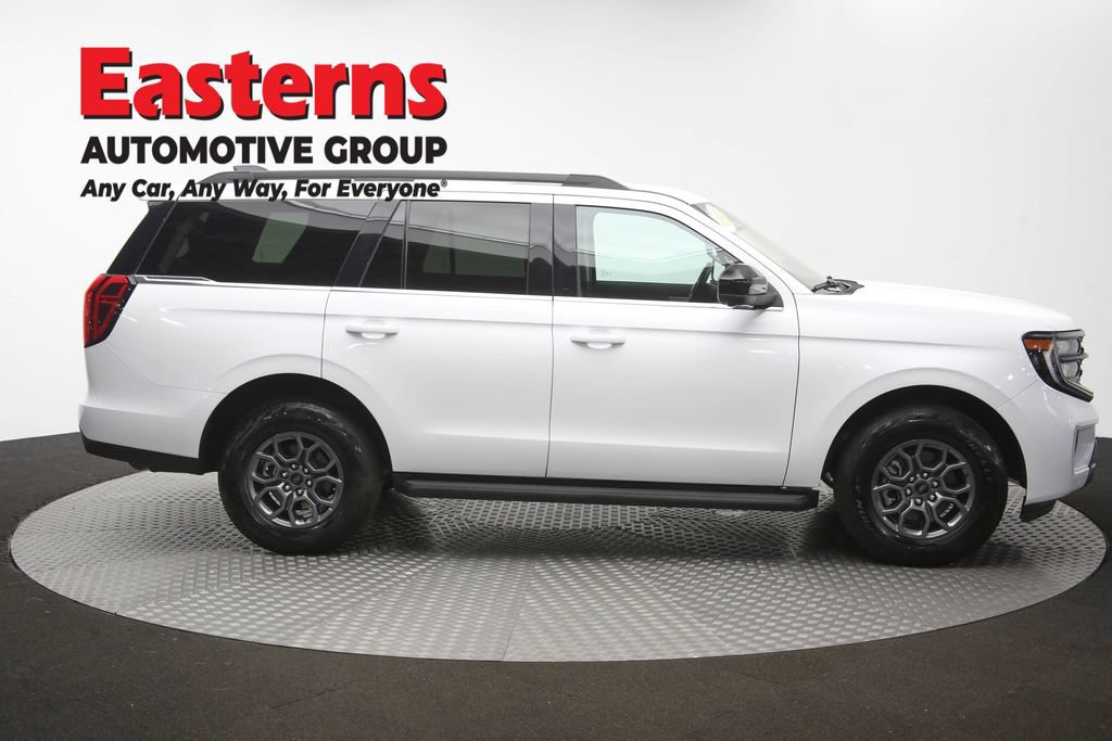 Used 2025 Ford Expedition Active AWD/4WD image 47