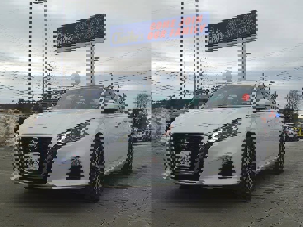 Used 2022 Nissan Altima 2.5 SV