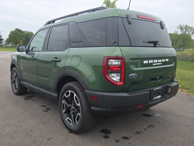 Used 2023 Ford Bronco Sport Outer Banks w/ Tech Package AWD/4WD image 16