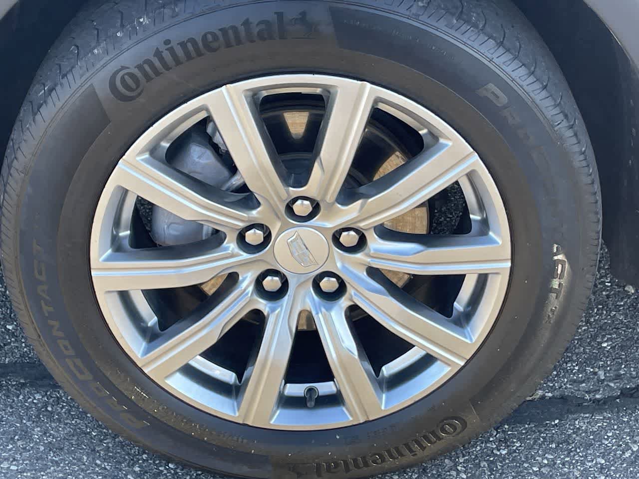 Certified 2023 Cadillac XT4 Premium Luxury w/ Technology Package image 38