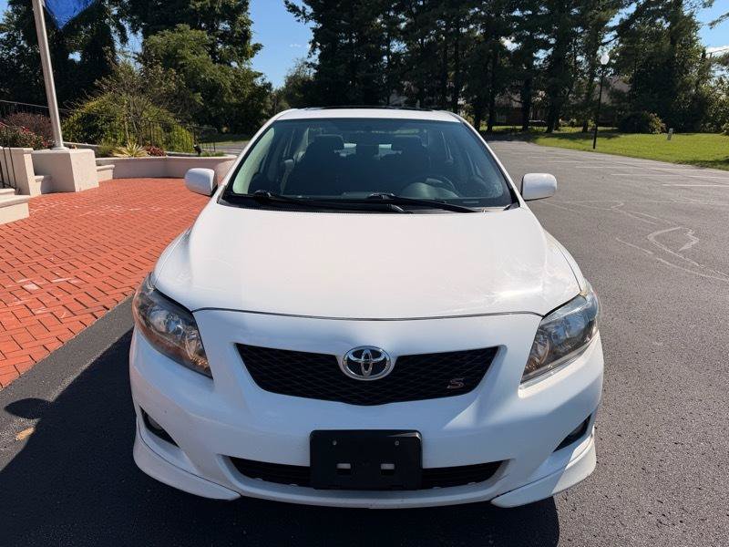 Used 2010 Toyota Corolla FWD image 3