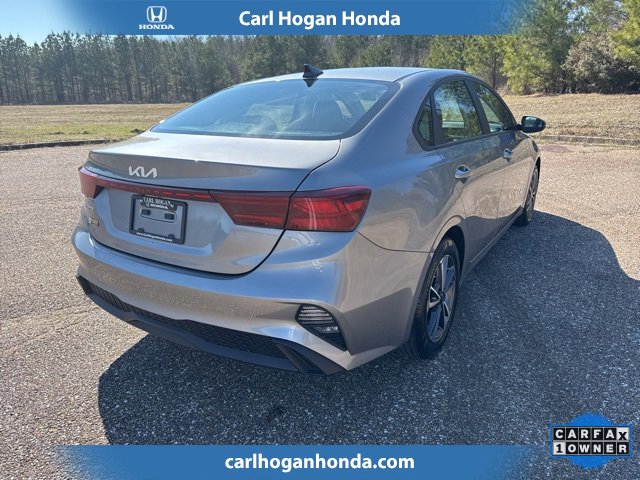 Used 2023 Kia Forte LXS image 3