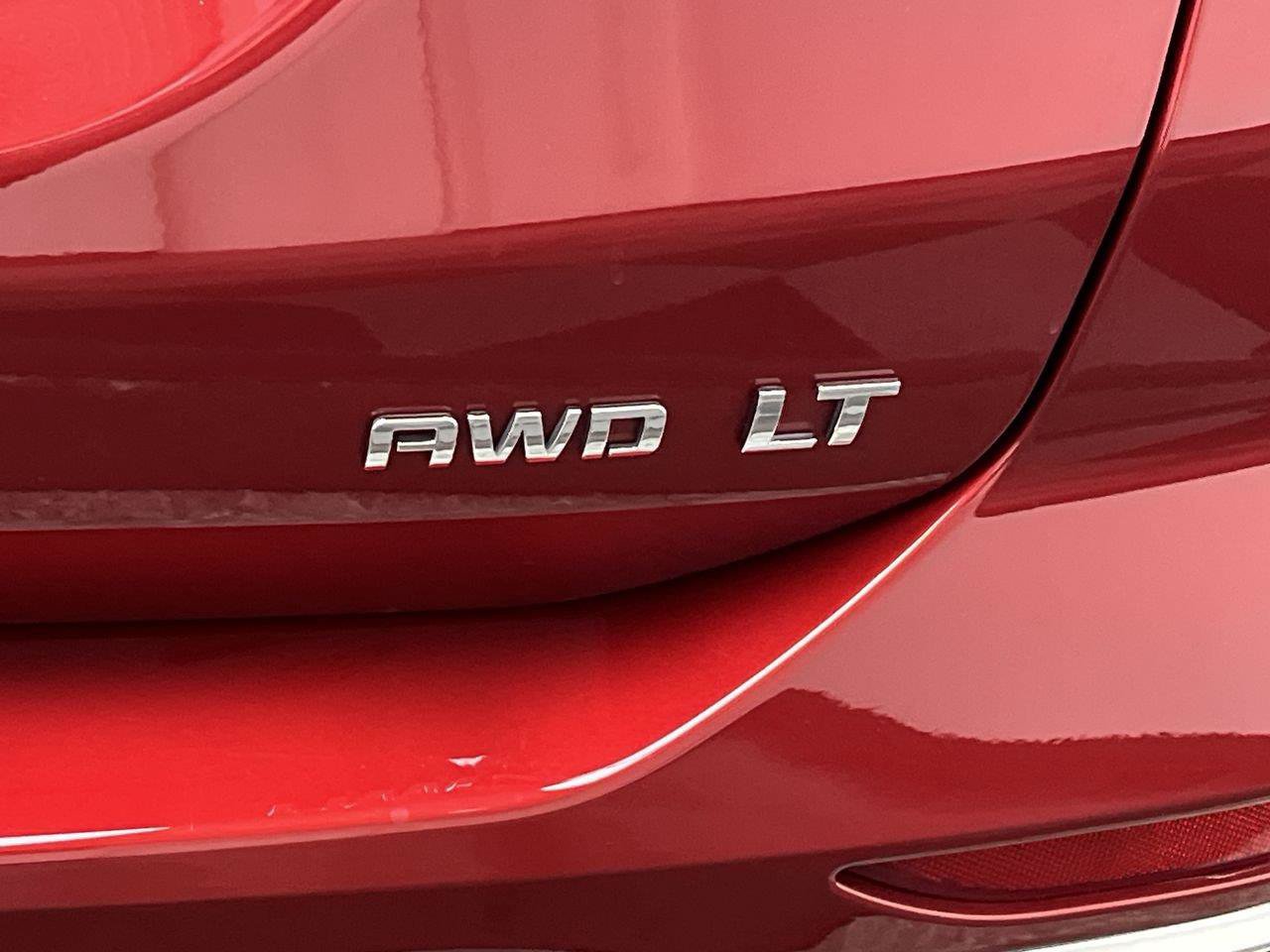 Certified 2018 Chevrolet Equinox LT AWD/4WD image 30