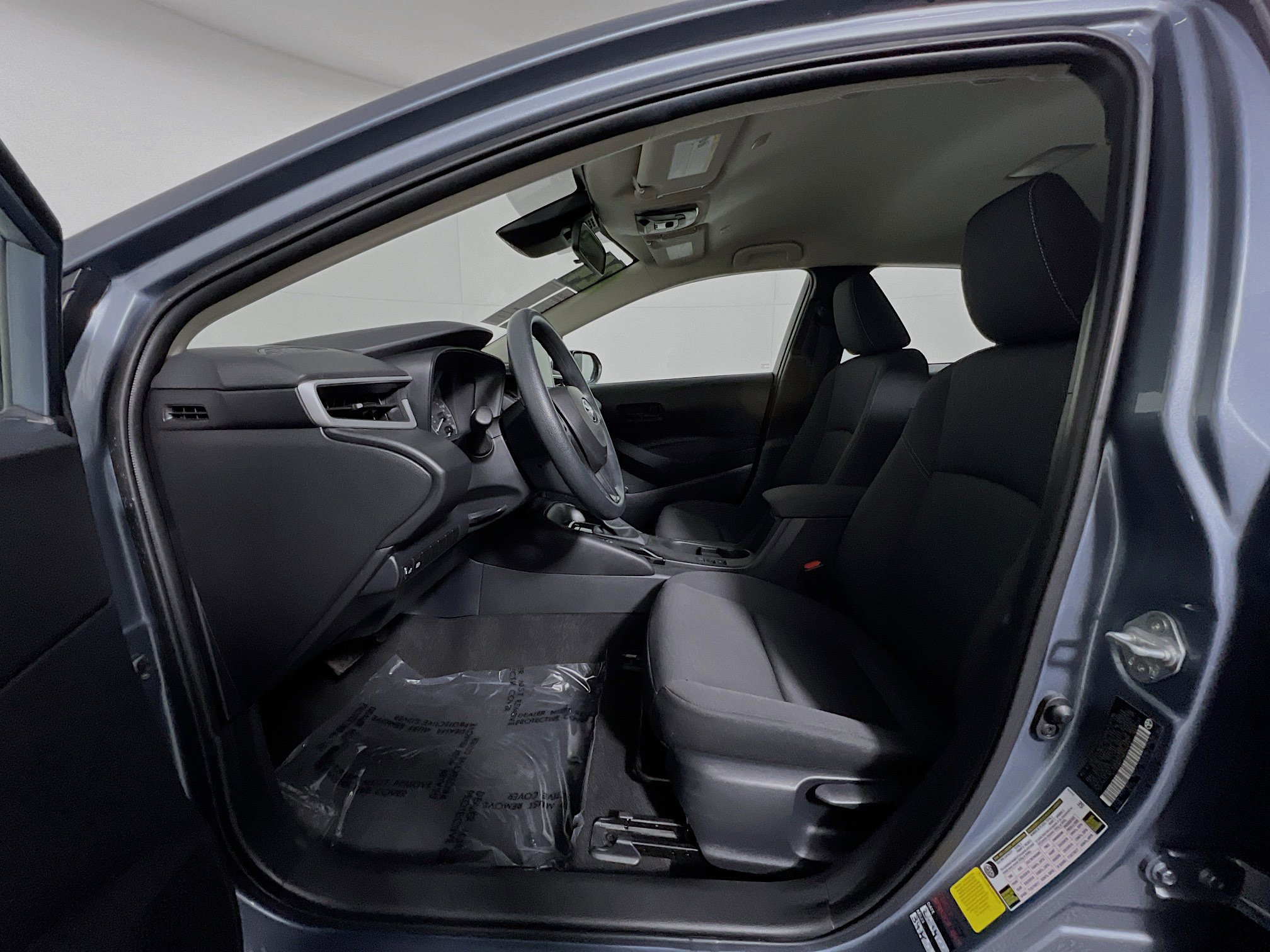 Used 2024 Toyota Corolla LE image 15