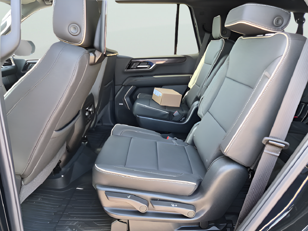 New 2026 GMC Yukon Elevation w/ Elevation Premium Package AWD/4WD image 37
