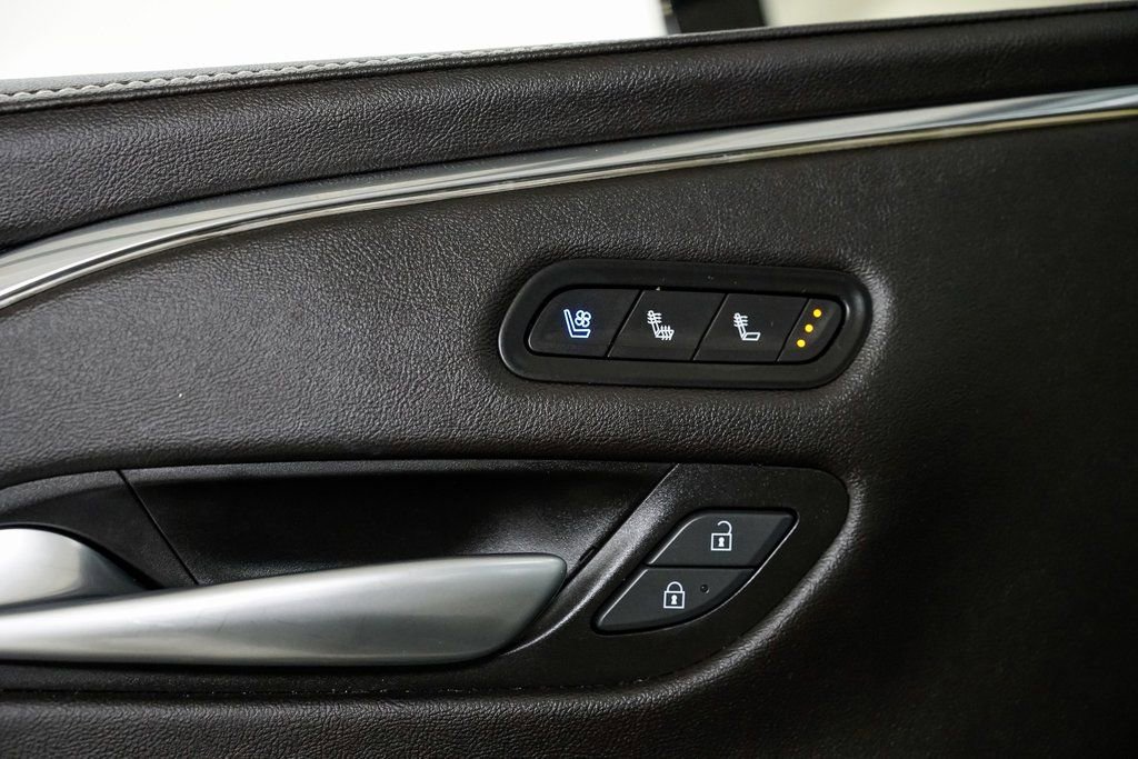 Used 2023 Cadillac Escalade ESV Sport w/ LPO, ONYX Package image 12