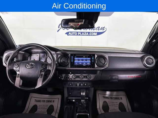 Used 2019 Toyota Tacoma TRD Off-Road image 10