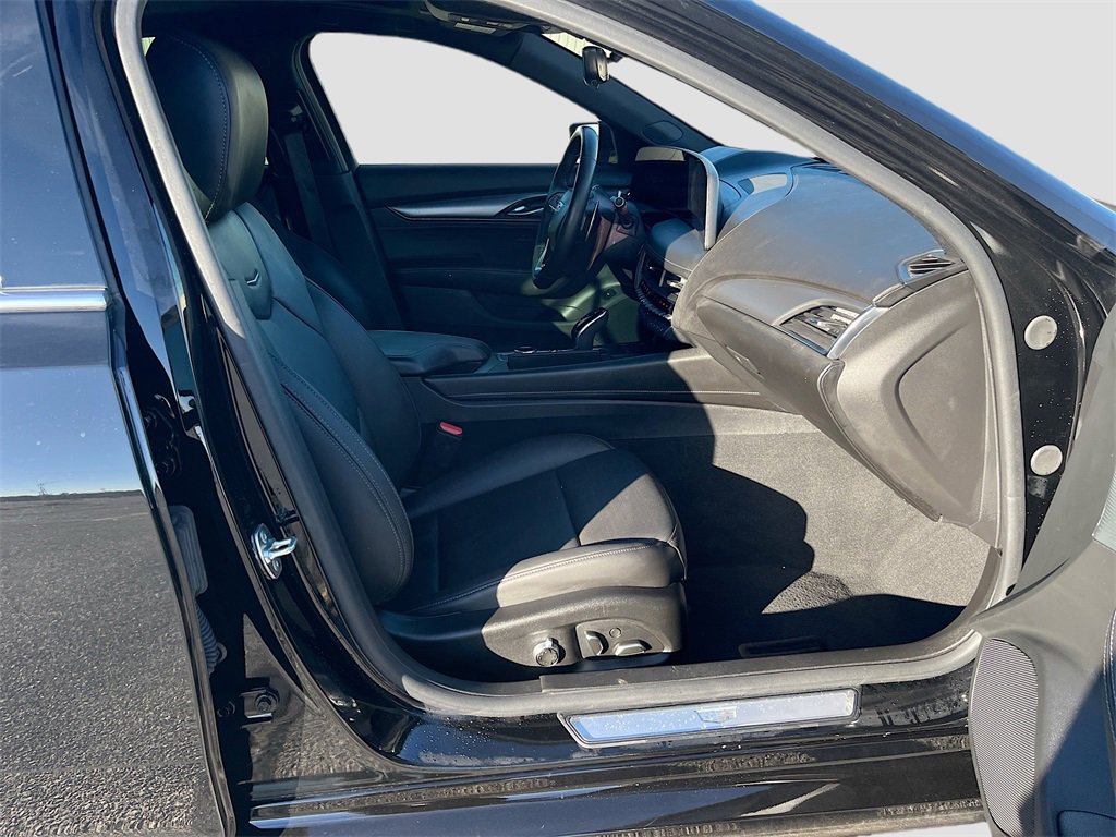 Used 2025 Cadillac CT5 Premium Luxury image 30