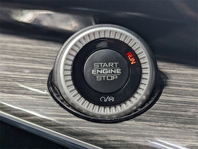 Used 2022 Jeep Wagoneer Series III w/ Flexible Seating Group image 23