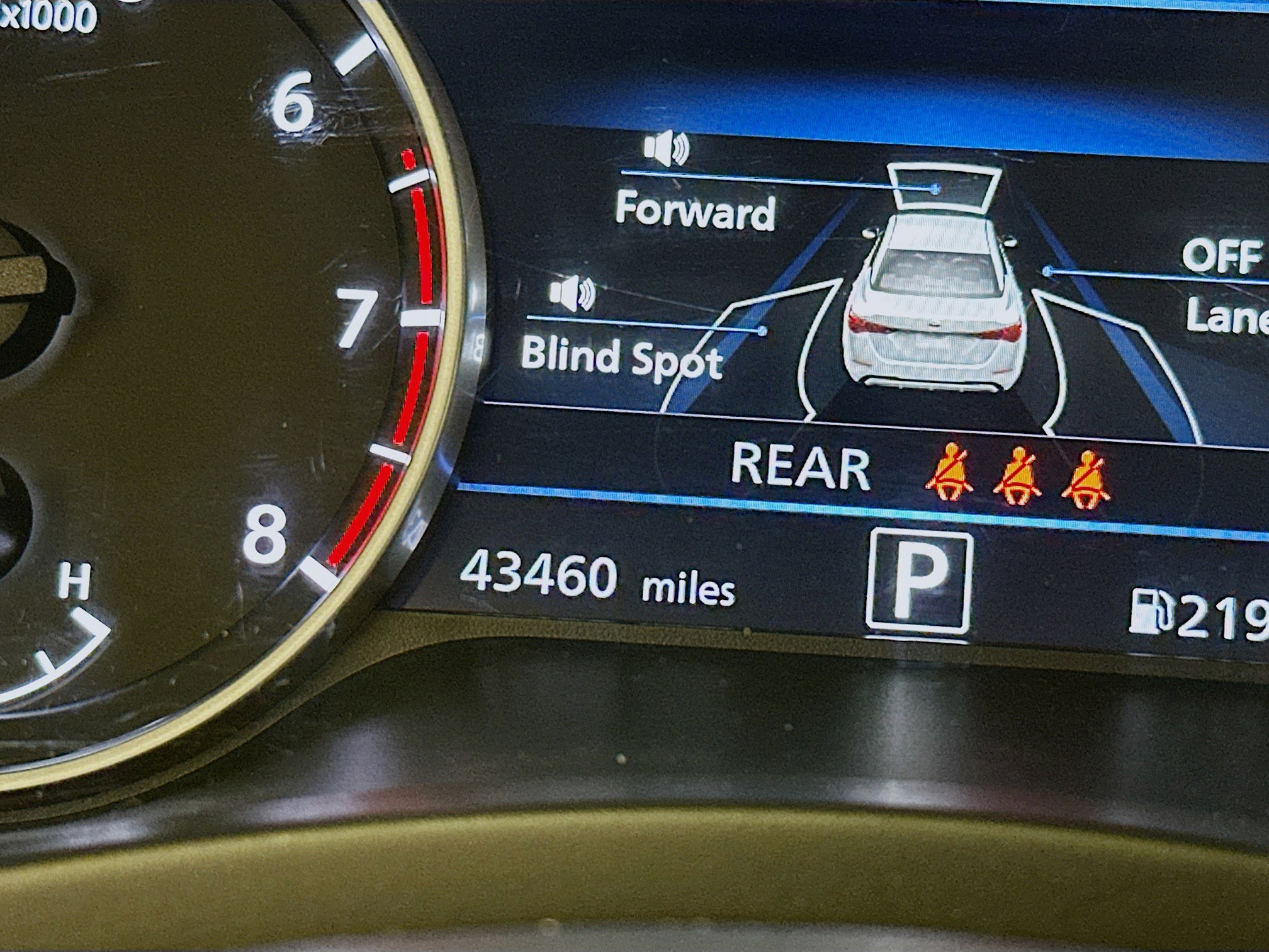 Used 2024 Nissan Sentra SV FWD image 19