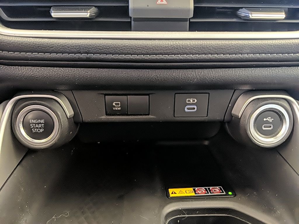 Used 2024 Toyota Grand Highlander Limited image 22