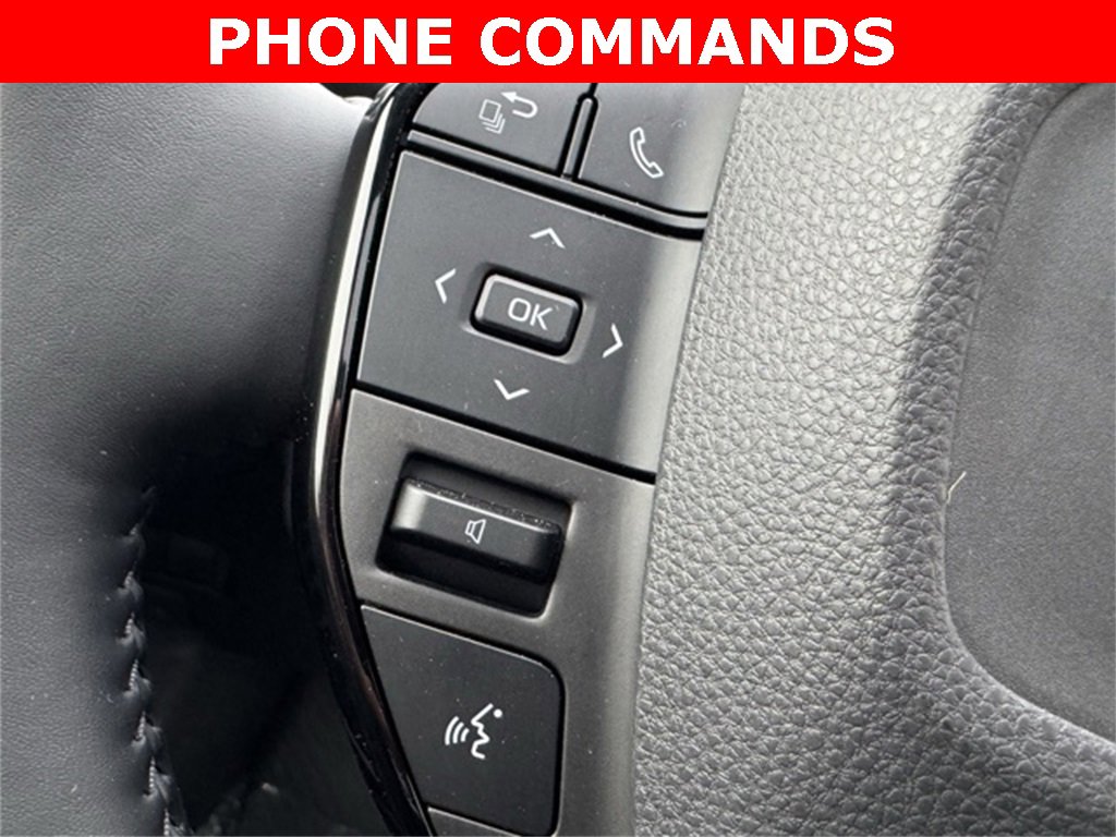 Certified 2024 Toyota Prius XLE image 29