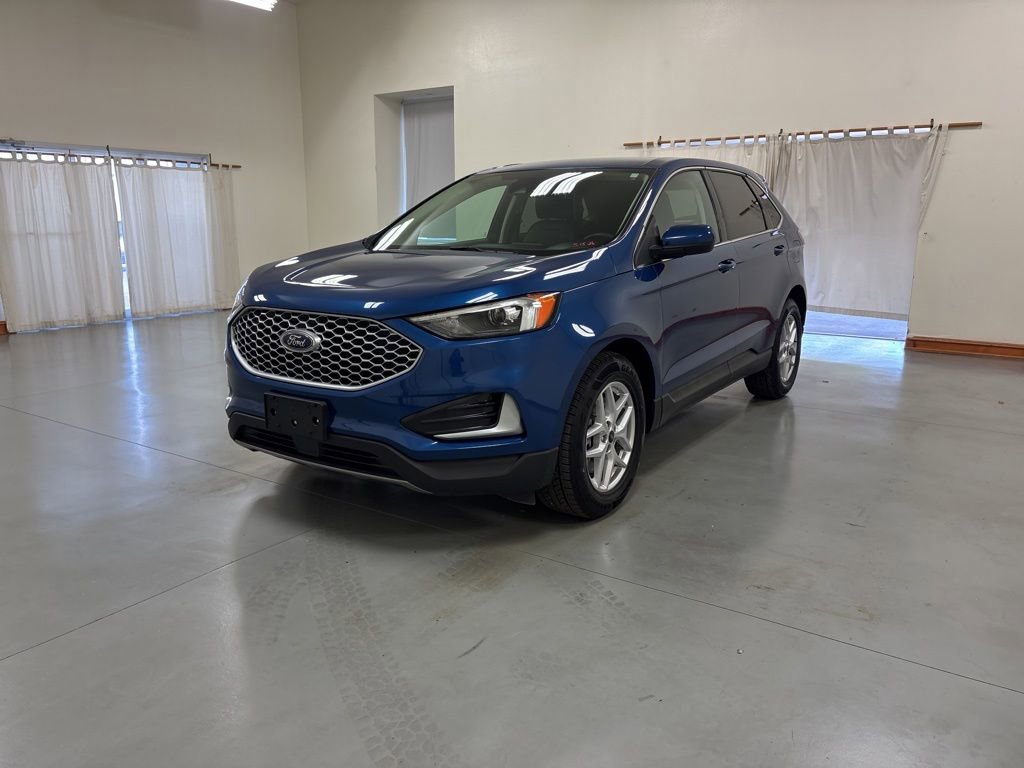 Used 2024 Ford Edge SEL AWD/4WD image 4