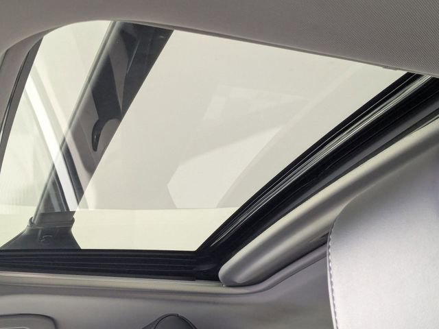 Used 2024 Toyota RAV4 XLE Premium image 12