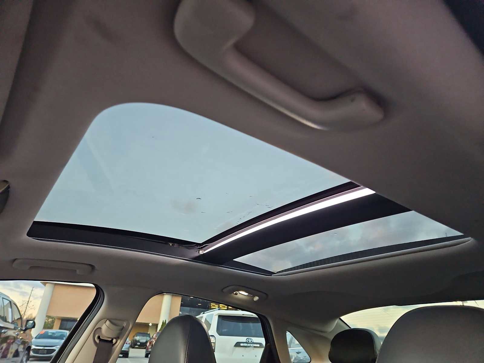 Used 2023 Kia K5 EX image 19