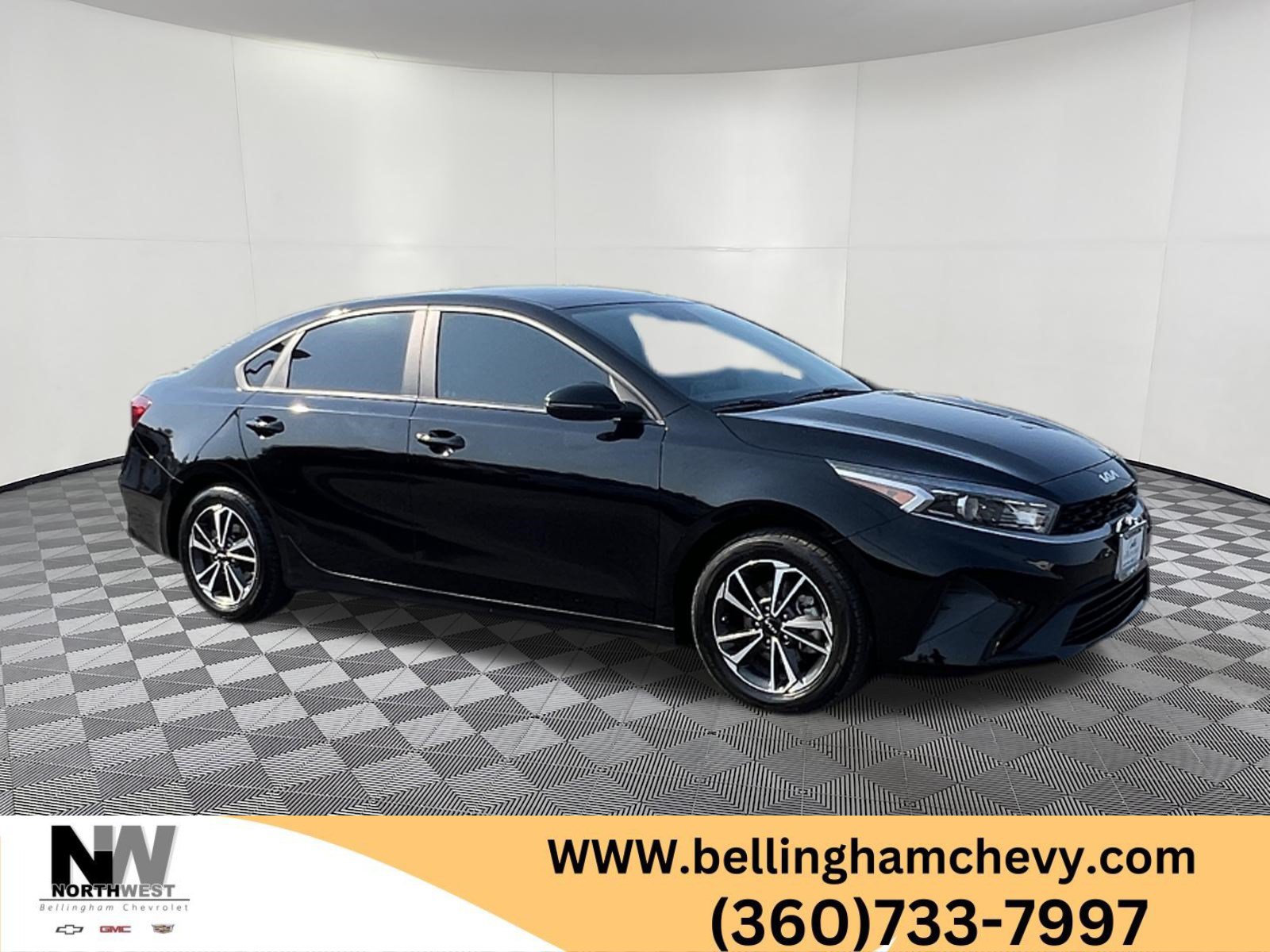 Used 2023 Kia Forte LXS w/ LXS Technology Package FWD image 1