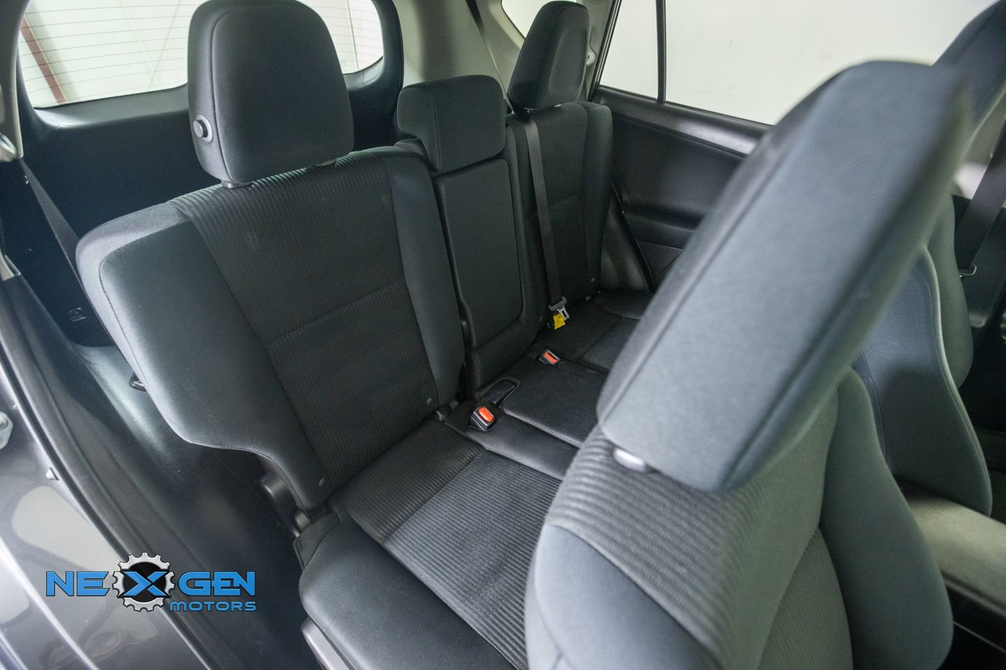 Used 2016 Toyota RAV4 LE FWD image 36
