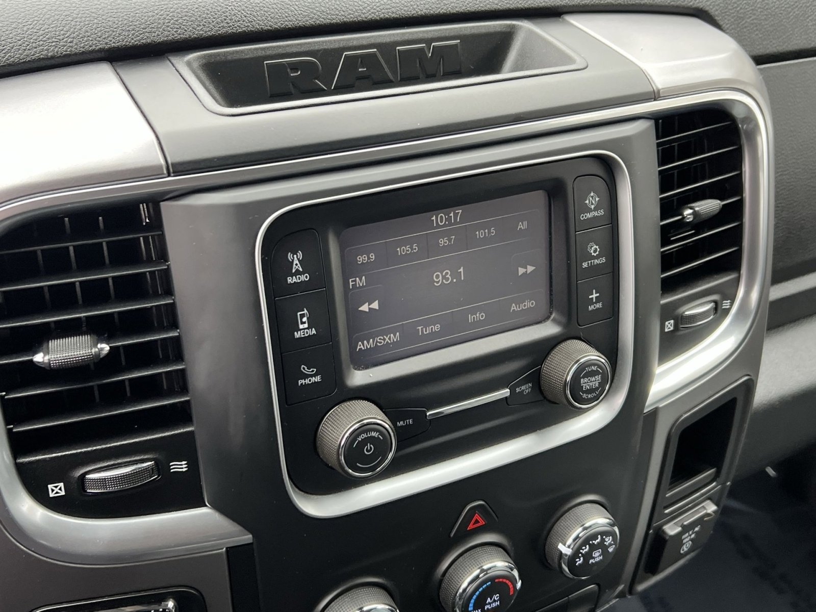 Used 2023 RAM 1500 Classic SLT image 16