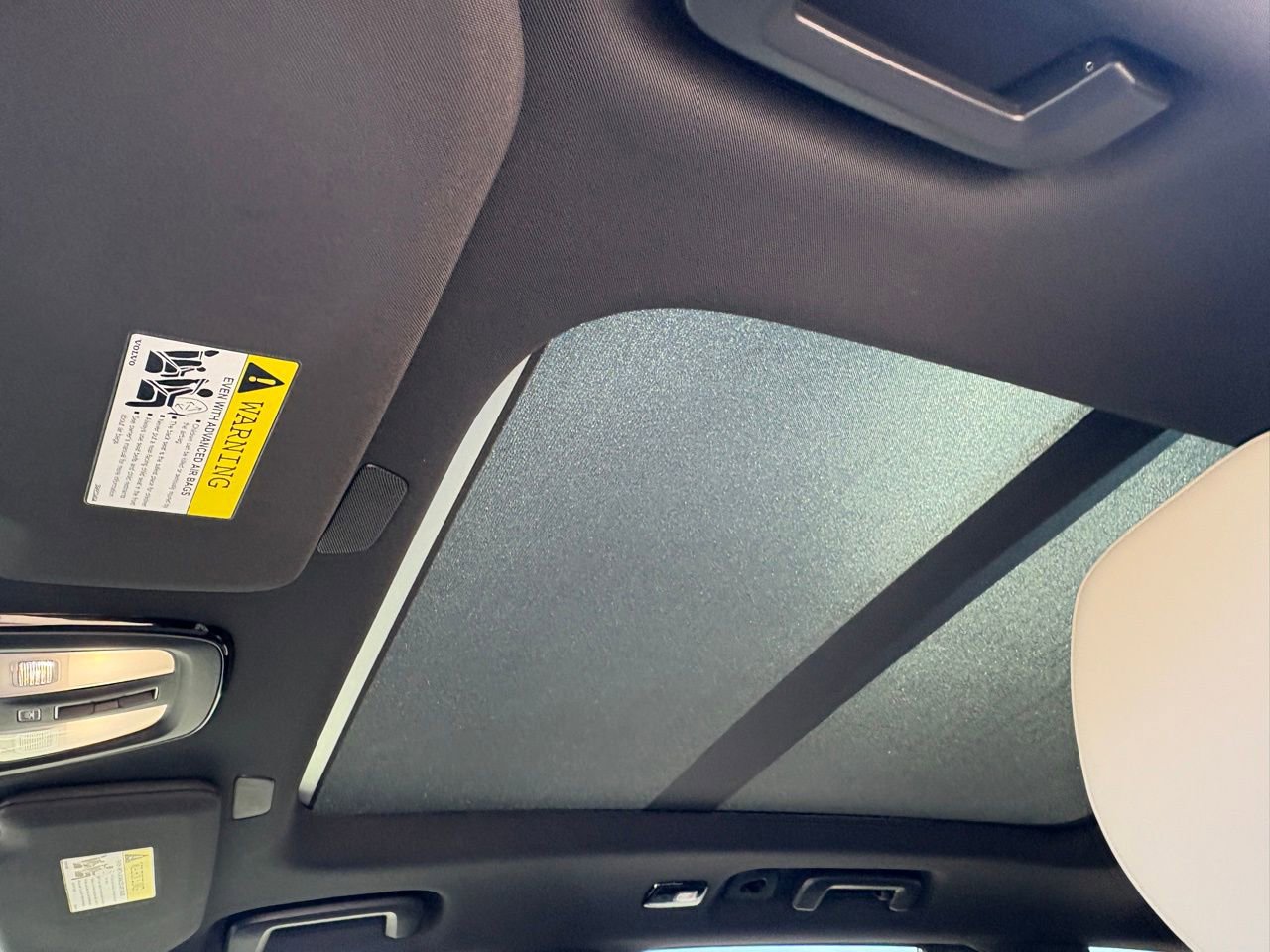 New 2026 Volvo XC90 T8 Plus image 22