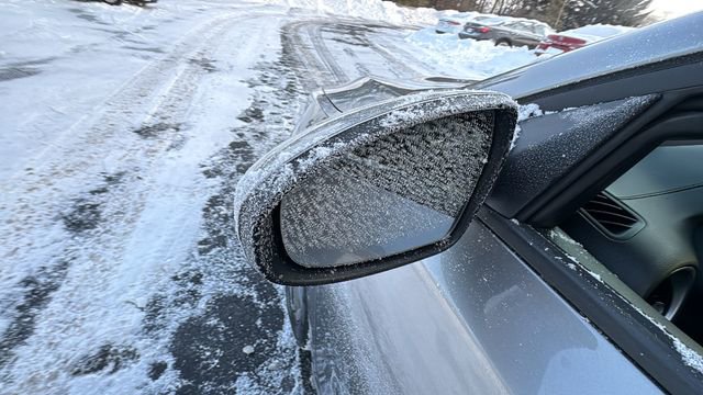 Used 2024 Kia Forte LXS image 38