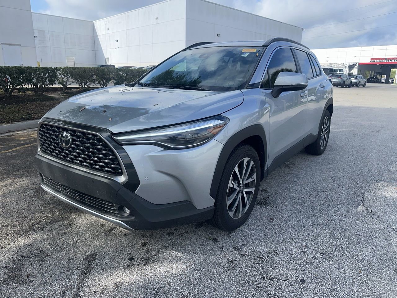 Used 2022 Toyota Corolla Cross XLE w/ Convenience Package